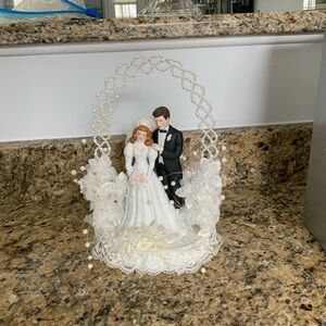 Wilton Bride and Groom Cake Topper with White and Black Accents